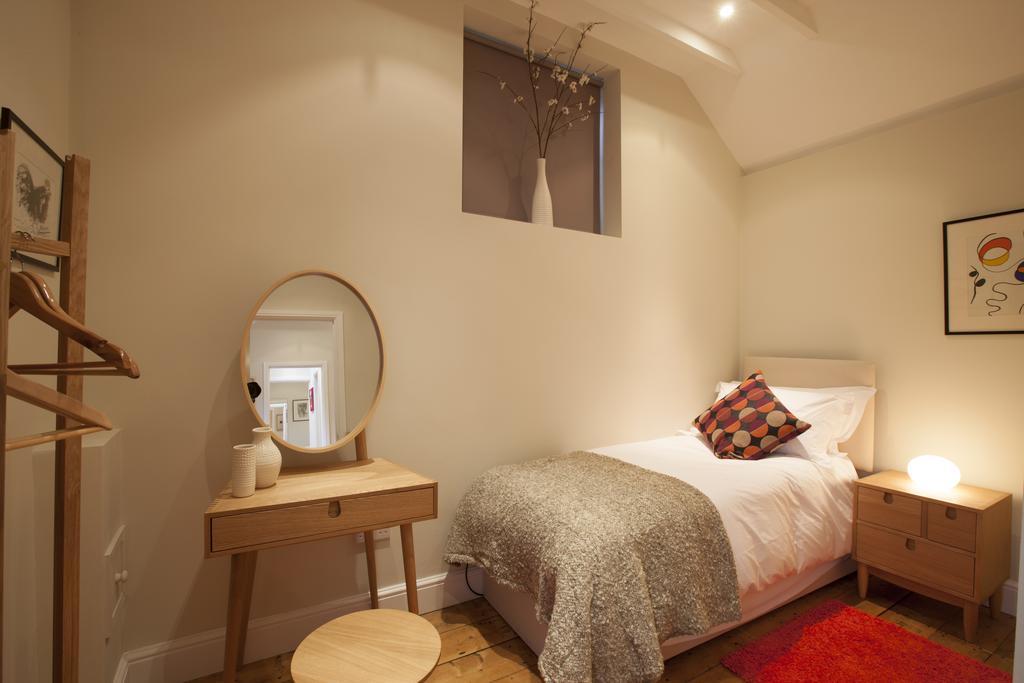 Centre Village 2 Bedroom Cottage - The Byre Pewsey Exterior photo
