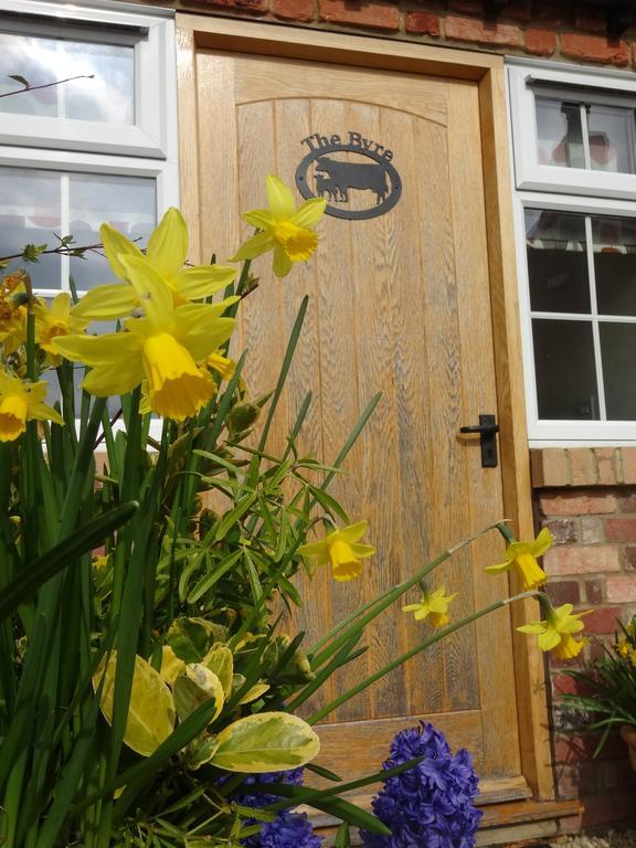 Centre Village 2 Bedroom Cottage - The Byre Pewsey Exterior photo